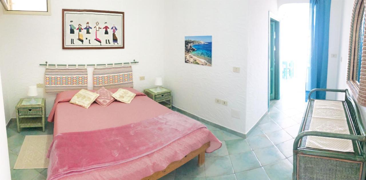 Capo Testa Vista Mare Екстериор снимка