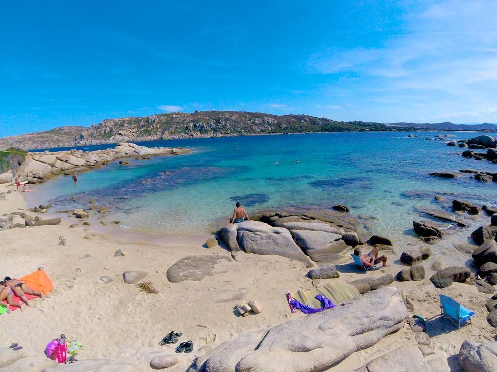 Capo Testa Vista Mare Екстериор снимка