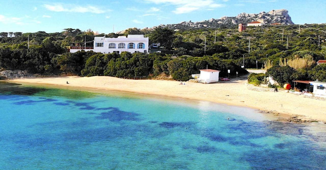 Capo Testa Vista Mare Екстериор снимка