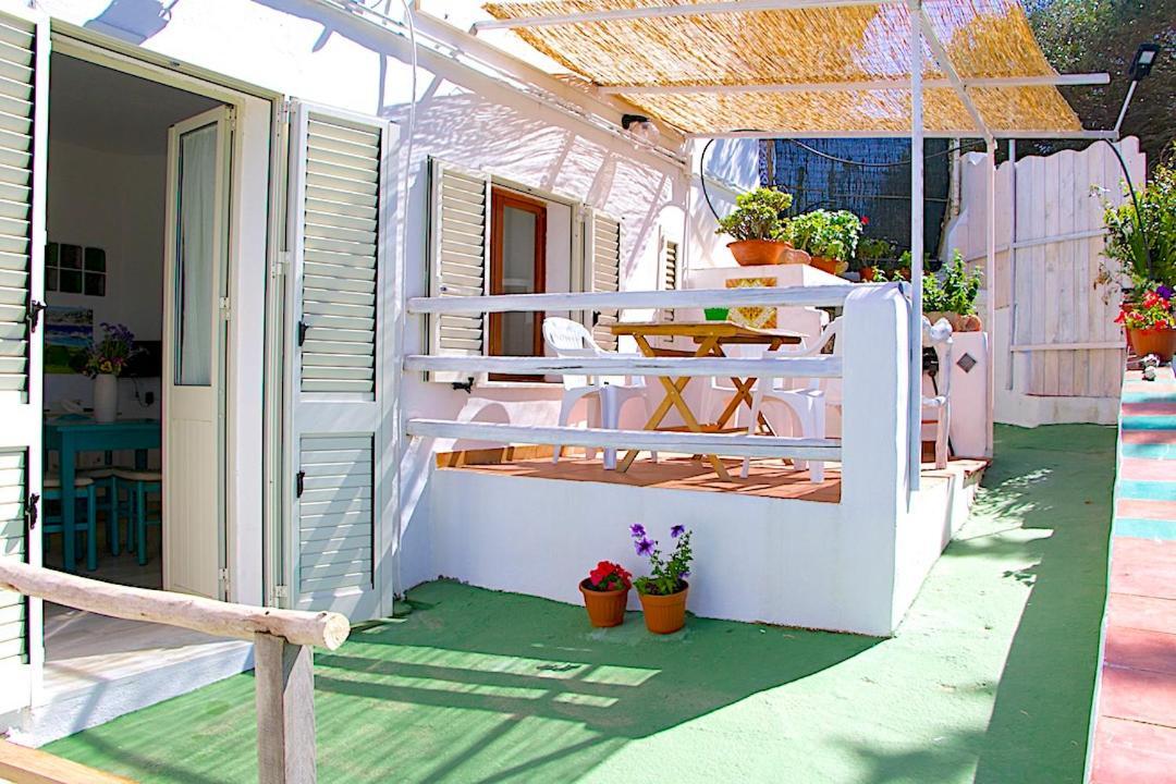 Capo Testa Vista Mare Екстериор снимка
